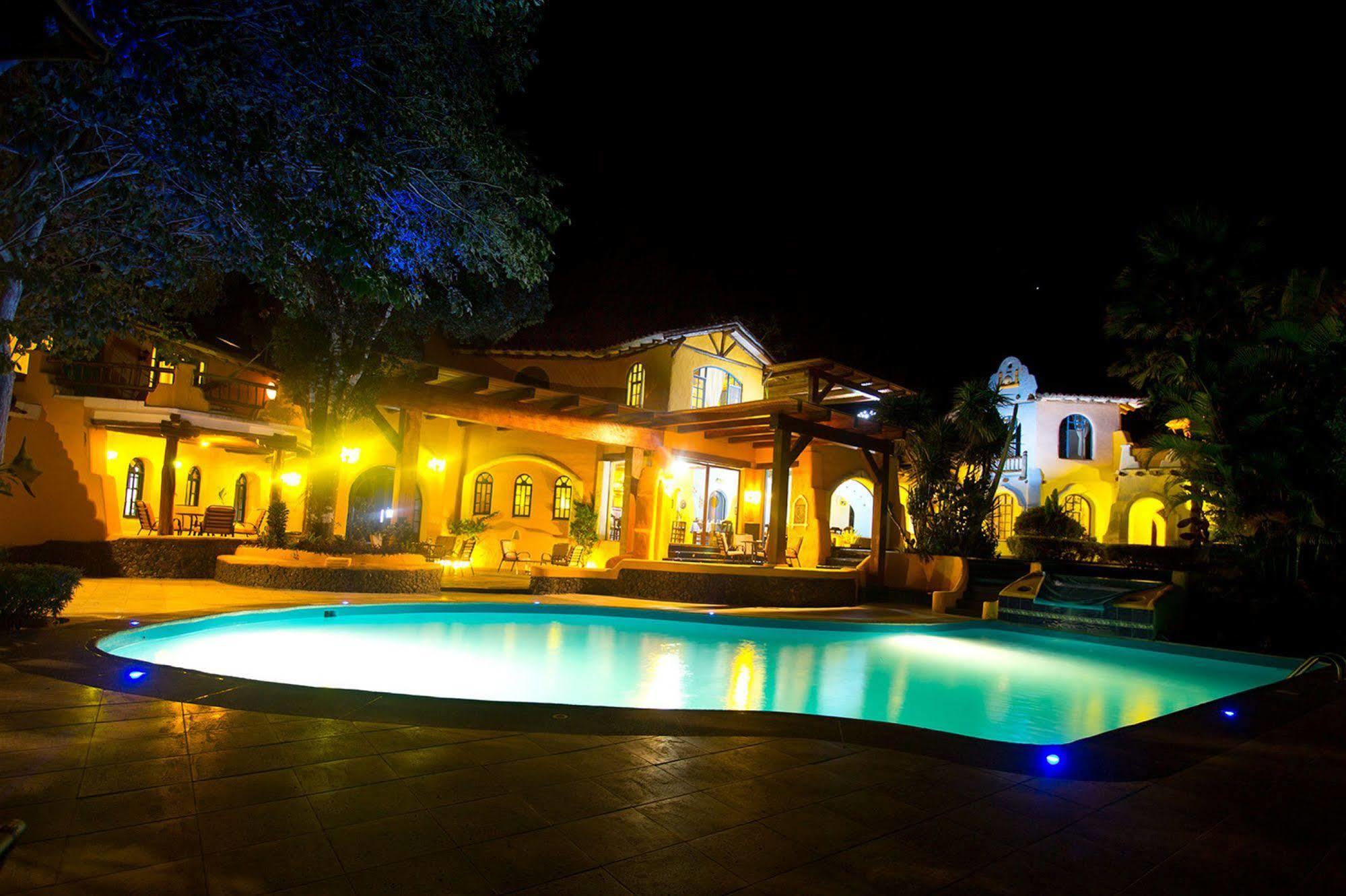 Mantaraya Lodge Puerto López المظهر الخارجي الصورة